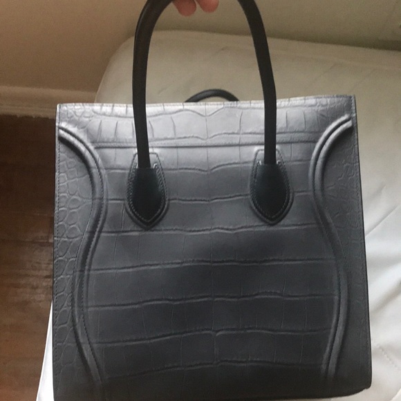 Cabas Phantom Medium In Croc Navy Nubuck Satchel - Picture 2 of 5